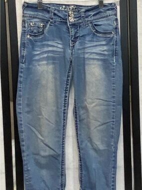 Wallflower low rise size 0 Capris